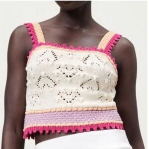 KNIT TOP